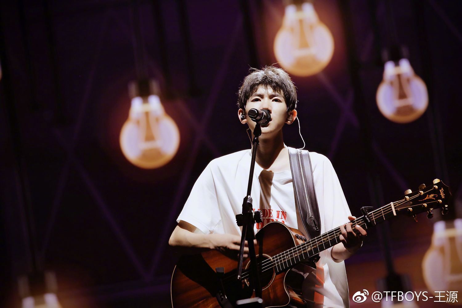 王源加盟東方衛(wèi)視《青春旅社》，看少年idol如何延續(xù)青春力量