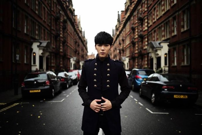 畢書盡新單曲《Be Your Light》上線，大氣恢弘的搖滾樂