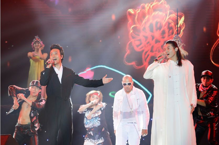 展現(xiàn)東方之美，李玉剛、霍尊合作單曲《天地有靈》MV上線