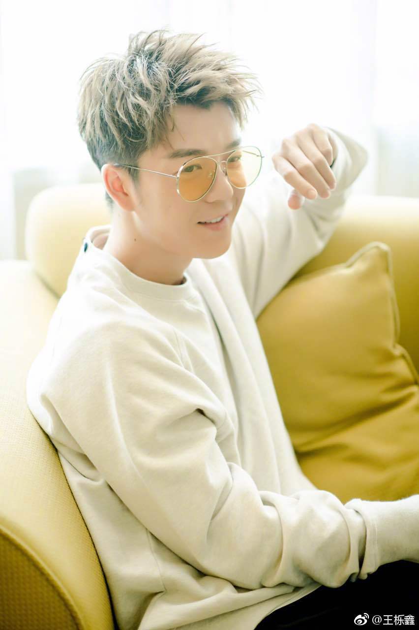 王櫟鑫發(fā)布微博：十年了，可以開始唱歌了吧