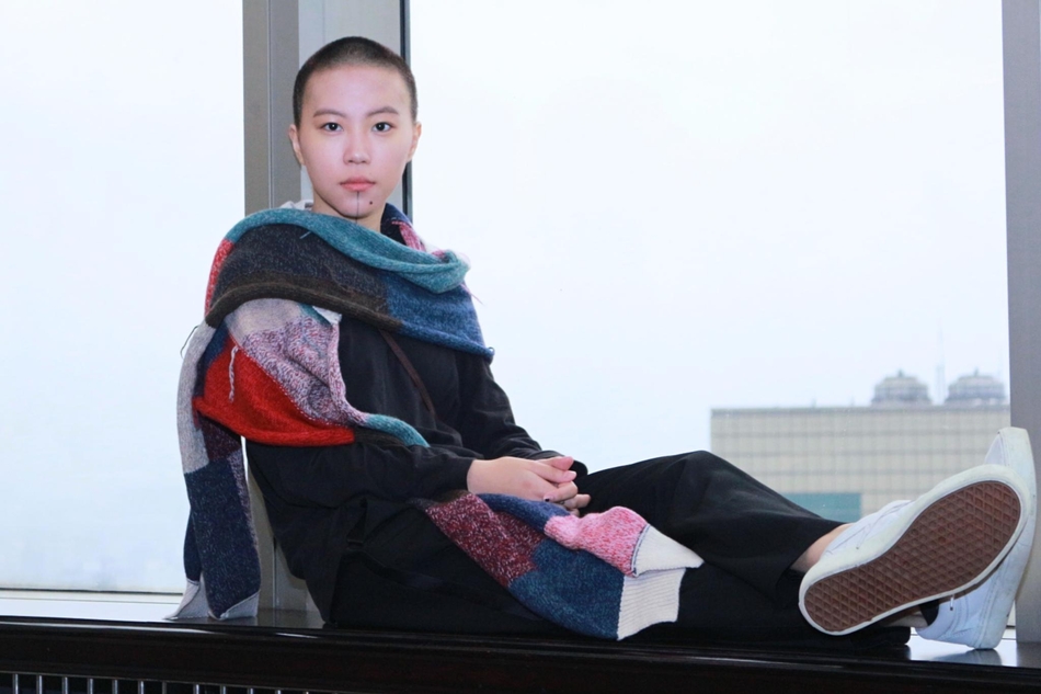 竇靖童自曝單身許久，剃過光頭后王菲卻毫無反應